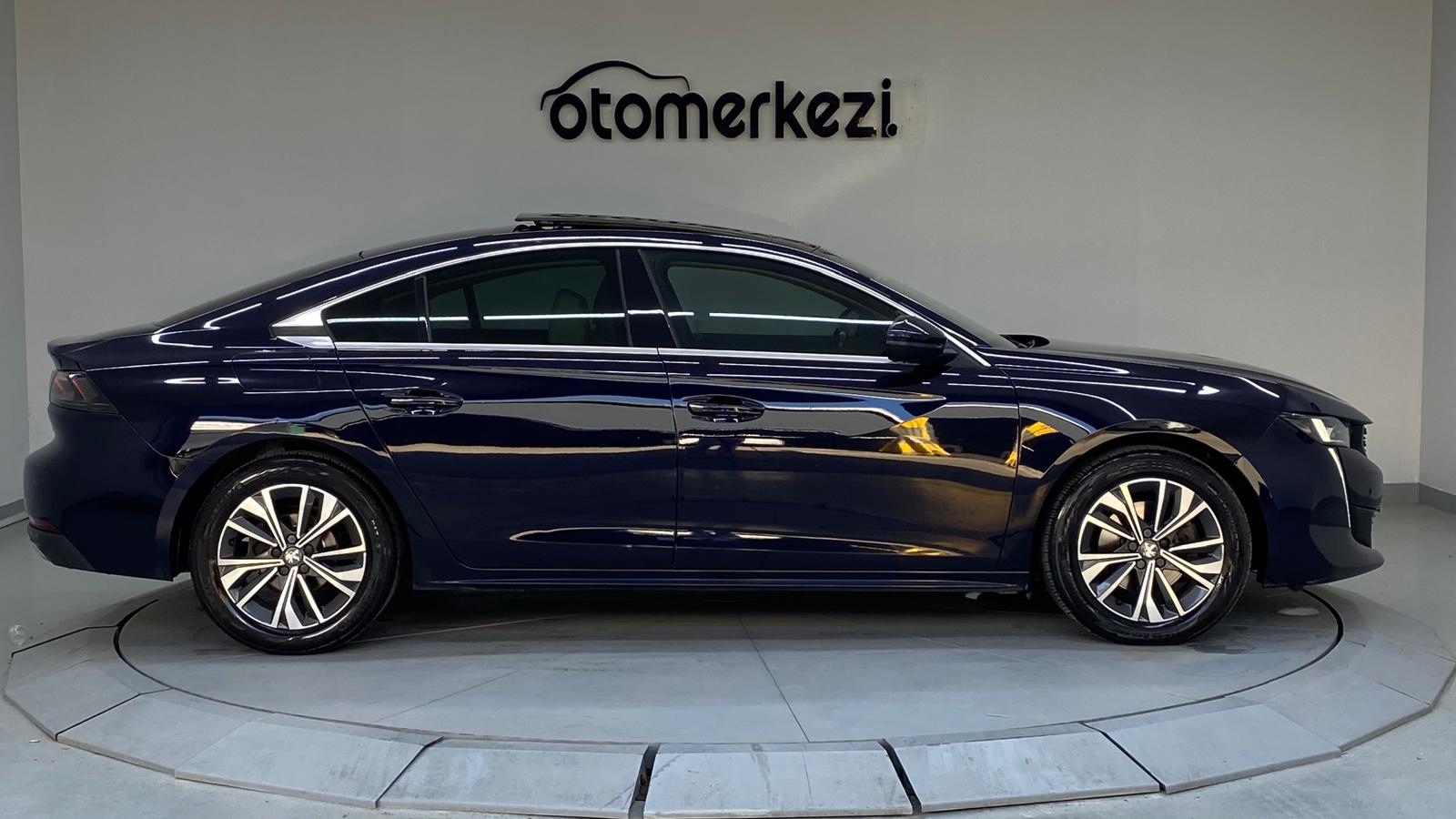 PEUGEOT 508 9